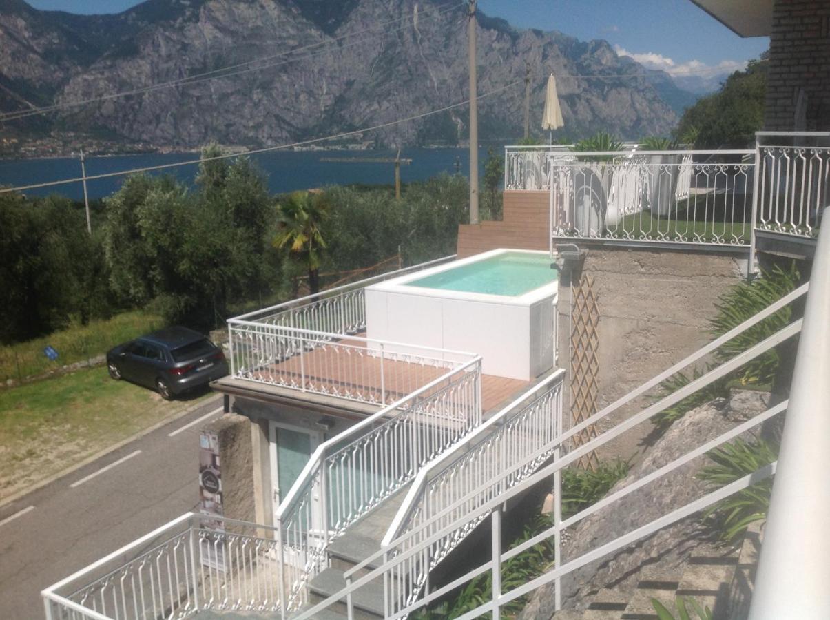 Villa Arianna Panoramic Apartments マルチェージネ エクステリア 写真