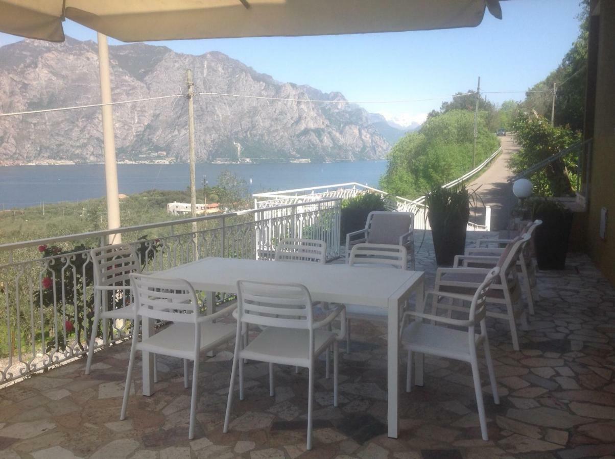 Villa Arianna Panoramic Apartments マルチェージネ エクステリア 写真